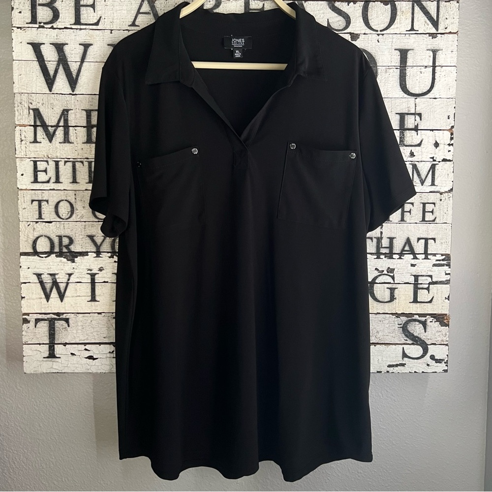 Jones New York Black collared shirt